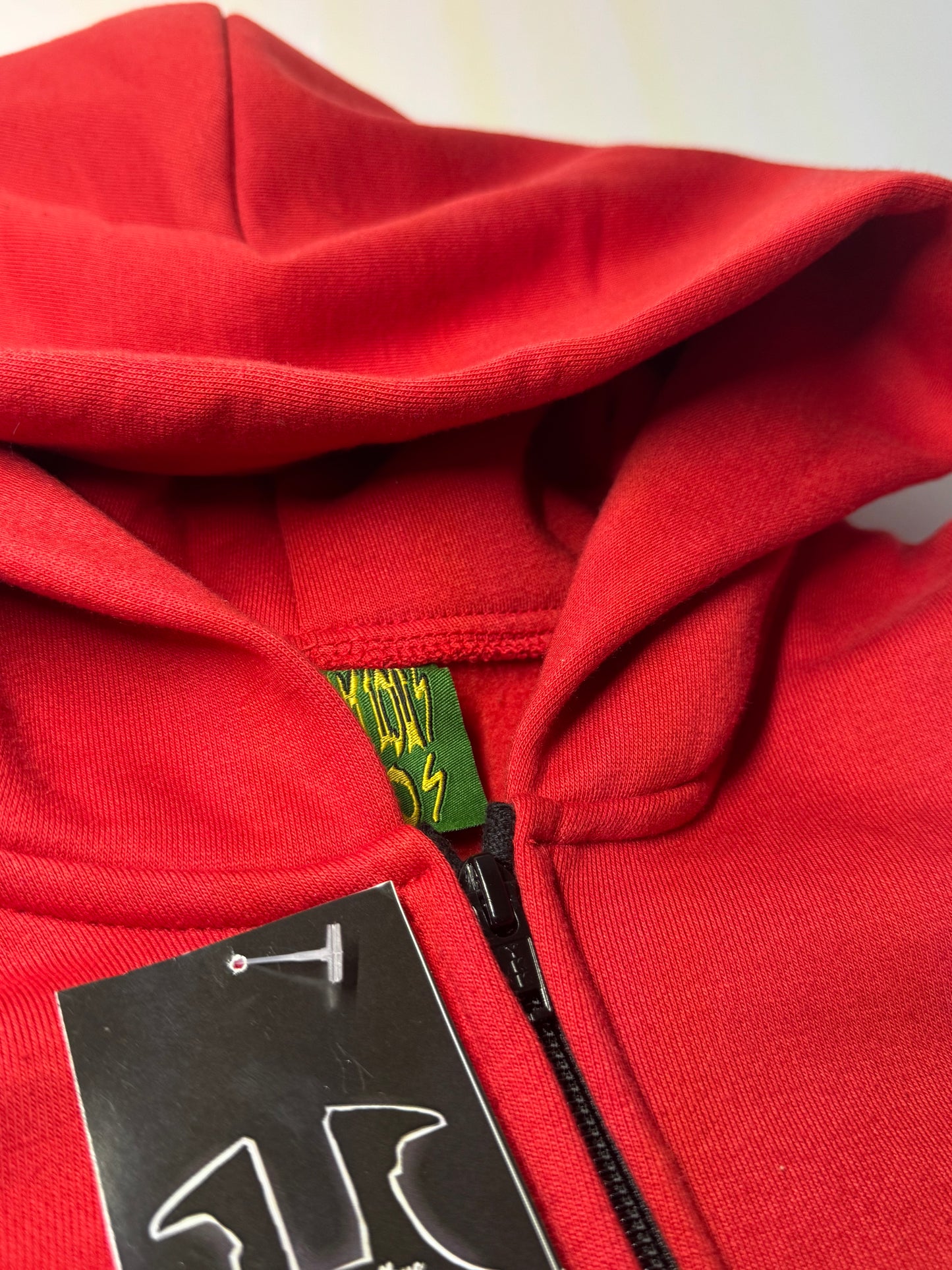 NOUX RED PATCH HOODIE